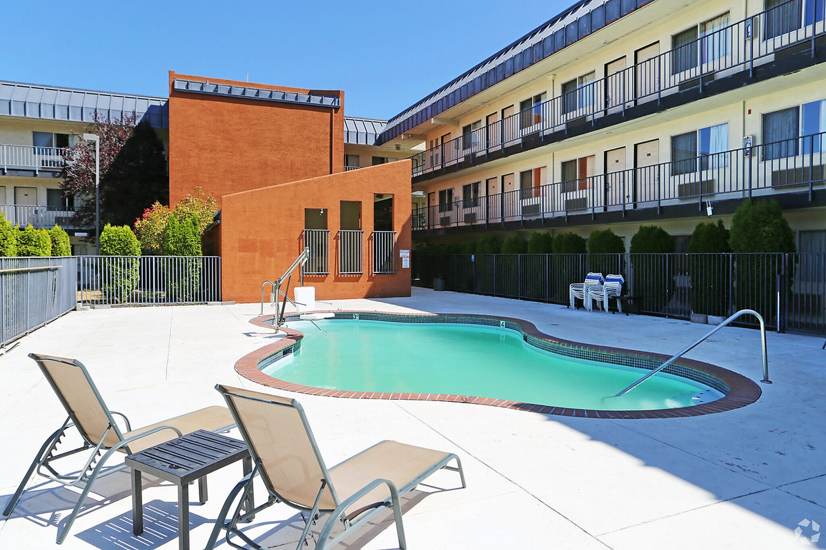 Olympic Inn & Suites Port Angeles Hotel
