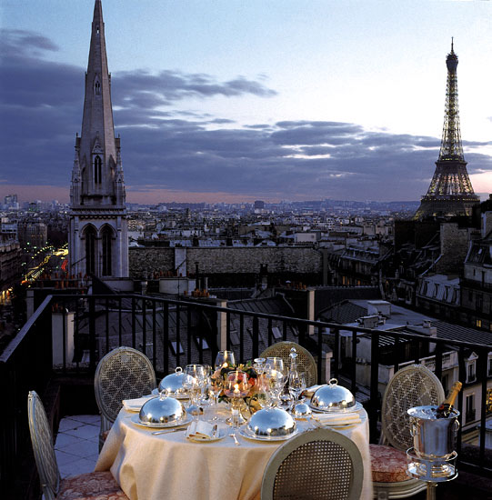 Roses, Lace and Brocante Dinner in Paris anyone?