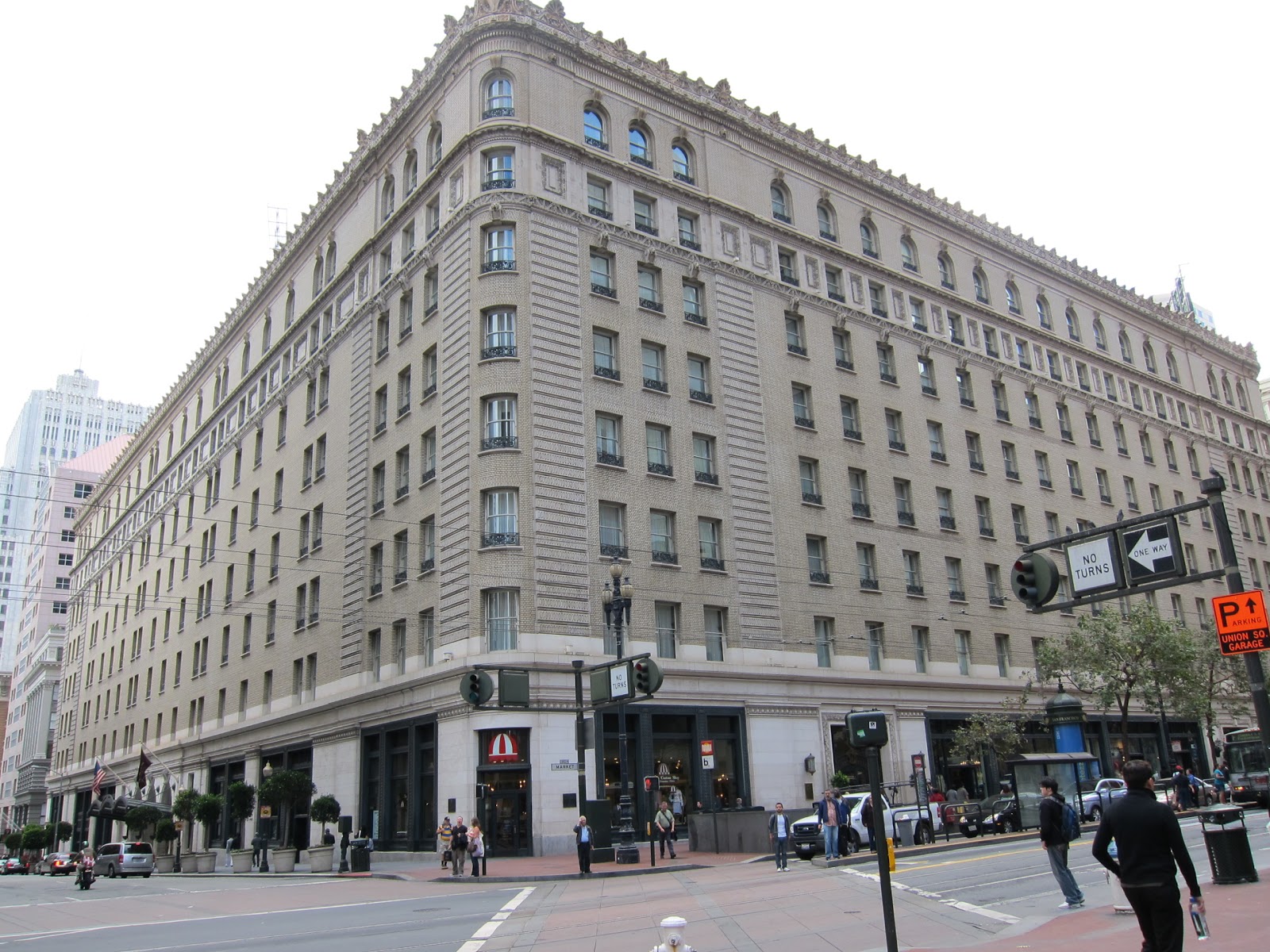 Baywire City Guides Walking Tour of the Palace Hotel in San Francisco