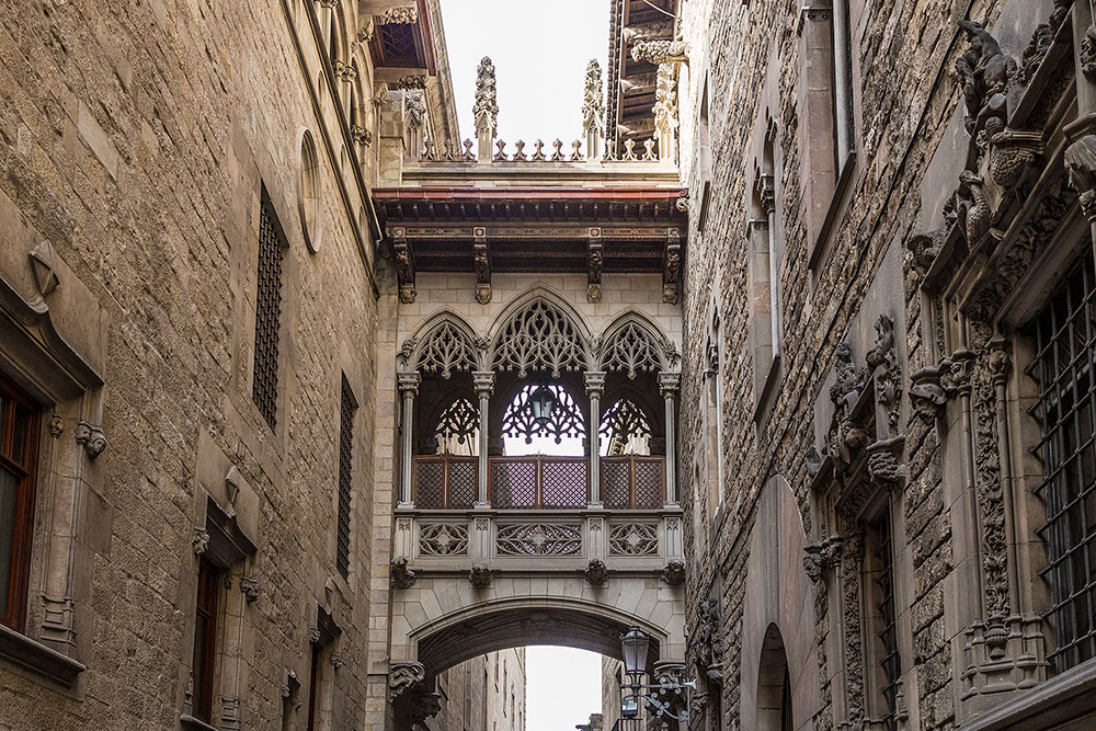 10 pictures that will make you fall in love with Gothic Quarter in