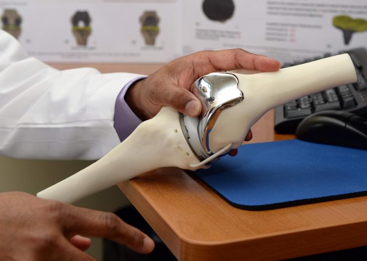 Knee Surgery in Delhi Call The Best Doctor For Best Treatment Dr